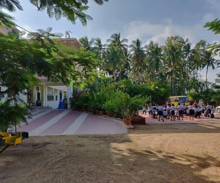 La Reina International School,Vellorephotogallery