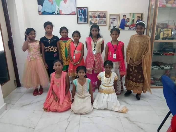 La Reina International School,Velloreaboutus