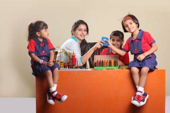 Bachpan Play School,Imphal-programs